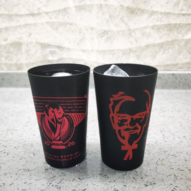 Party beer juice logo pattern custom black red Color changing cold activated aluminum mug cup with ss insert
