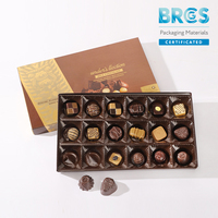 Boîte à chocolat en carton pliable carrée de luxe personnalisée, recyclable, avec estampage à chaud en feuille d'or, impression bronzée, magnétique