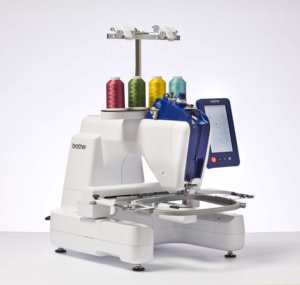 Machine à broder Brother Persona à aiguille simple de haute qualité avec support à 4 bobines pour casquettes, petits t-shirts et manches - Product Image 4