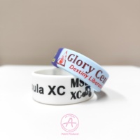 Bracelet PVC promotionnel, logo personnalisé pour la notoriété de la marque, idéal pour le marketing et la publicité