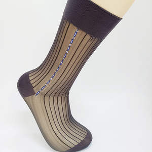 Fabricant vente <span class=keywords><strong>en</strong></span> gros de <span class=keywords><strong>bas</strong></span> rétro <span class=keywords><strong>en</strong></span> <span class=keywords><strong>nylon</strong></span> mi-tube pour hommes Vintage Jacquard Summer Thin Business Formal Breathable Socks - Product Image 4