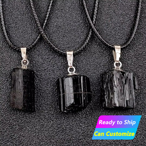 Collana con Ciondolo in Tormalina Nera Grezza Naturale, Pietra Curativa Irregolare per Gioielli Energetici alla Moda - Vendita all'Ingrosso - Product Image 1