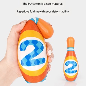 Ensemble <span class=keywords><strong>de</strong></span> bowling souple en PU pour enfants, jouet éducatif avec chiffres, <span class=keywords><strong>jeu</strong></span> interactif parent-enfant, sport d'intérieur et d'extérieur pour tout-petits, vente en gros - Product Image 5