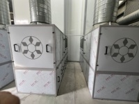 Four de peinture à température constante homologué CE avec brûleur diesel, protection contre la surchauffe et panneau de commande intelligent