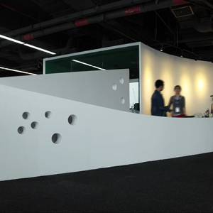 Đá quá trình rắn bề mặt Acrylic bàn tiếp tân văn phòng thương mại xây dựng nhiều hình dạng OEM ODM - Product Image 1