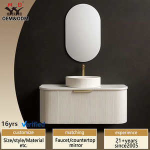 Meuble-lavabo flottant personnalisé blanc crème à cannelures profondes et coins arrondis, avec vasque à poser assortie et miroir ovale - Product Image 1