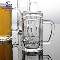 Logo personnalisé Vente en gros Grand volume de verres Tasse à vodka transparente transparente Bouteille d'eau Verre à bière avec poignée Tasses à boire