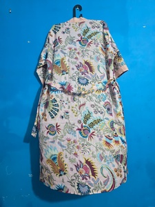 Bata Kimono de Algodón para Mujer, Estampado Floral, Cuello en V, Cómoda Ropa de Dormir, Hecha a Mano en India, Bata de Dama de Honor, Cubrebaño de Playa - Product Image 5