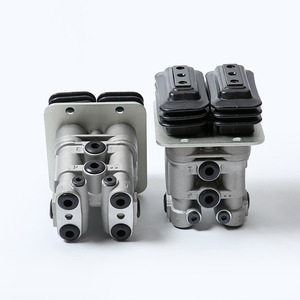 ชุดวาล์วเท้าเหยียบ Kawasaki แบบ 8 รู วาล์วควบคุมทิศทาง 4 ทาง 315 บาร์ 100 ลิตร/นาที อะไหล่รถขุดไฮดรอลิก - Product Image 2