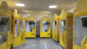 Máquina de helado suave de varios sabores personalizada de fábrica de China proveedor de máquina expendedora de helado robótico - Product Image 5