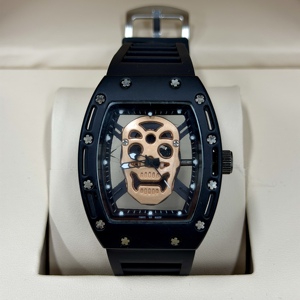 Montre mécanique automatique pour homme de haute qualité, version designer, en fibre de carbone, type baril à vin - Product Image 3