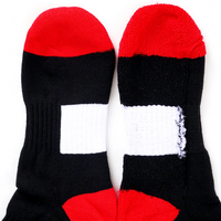 Chaussettes de sport pour hommes, chaussettes de basket-ball brodées personnalisées en gros, chaussettes athlétiques hip-hop avec logo
