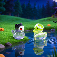 Figurines de canards miniatures en résine en gros, figurines de canards démoniaques citrouilles miniatures, ornements fantaisie, cadeaux et décorations pour fêtes d'Halloween