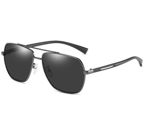 Holesale-<span class=keywords><strong>gafas</strong></span> polarizadas para <span class=keywords><strong>hombre</strong></span>, lentes de sol informales a la moda, color negro - Product Image 4