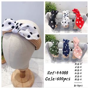 En gros Bandeau en tissu satiné imprimé pour femmes et filles, simple, à bord large, accessoire pour cheveux - Product Image 5