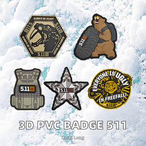 Großhandel neue verschiedene Stile PVC Gummi Abzeichen Sport Fitness Patch Kostüm Dekoration mit Haken - Product Image 2