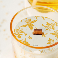 Ensemble de diffuseur de parfum pour la maison, bougies parfumées à la cire de soja de luxe et diffuseur, avec logo personnalisé sur les bouteilles en verre, emballage couleur, coffrets cadeaux