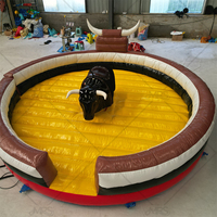 Machine de Bullfighting Gonflable Intérieur/Extérieur pour Adultes - Jeux de Taureau Mécanique, Manège Rotatif Extravagant, Divertissement Ludique en PVC