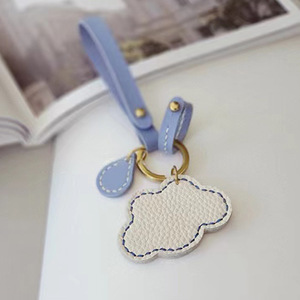 Fabricant de porte-clés, en stock, cousus main, style INS, motif nuage blanc et goutte de pluie, porte-clés de voiture, porte-clés créatif pour sac - Product Image 1