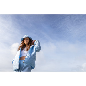 Cappotto trapuntato blu Baby con cappuccio Pea Street - Product Image 5