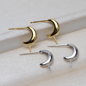 Pendientes Colgantes de Plata S925 Hechos a Mano, Asimétricos, Estilo Europeo, Americano y Coreano, con 5-6 Perlas para Mujer - Product Image 1