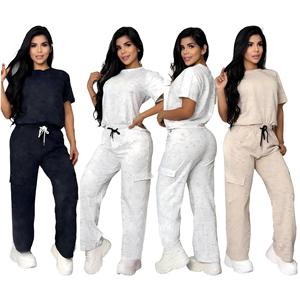 Conjunto informal de dos piezas para mujer, Top de manga corta con cuello redondo, pantalones cargo, poliéster y algodón, ajuste holgado, conjunto cómodo Q6399 - Product Image 4