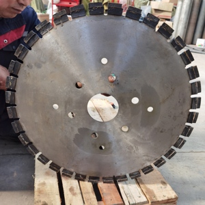เครื่องเราเตอร์ CNC ไฮดรอลิกแบบทนทานสำหรับตัดหินอ่อน พร้อมมอเตอร์และตลับลูกปืน ใบมีดเพชรแบบเปลี่ยนได้ ปลอดภัยสูง - Product Image 3