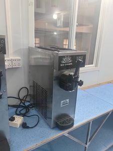 Máy làm kem thương mại lớn hơn và nhỏ hơn: tuyệt vời cho nhiều cài đặt kinh doanh - Product Image 3