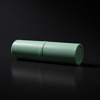 Tubes de baume à lèvres et de rouge à lèvres en plastique noir brillant 8g personnalisables avec capuchon à vis, emballage cosmétique vide estampé à chaud pour fard à joues