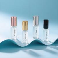 Vente en gros 2ml 3ml 5ml 10ml Petit vaporisateur vide Testeur de parfum rechargeable Échantillon de bouteille de parfum en verre mince de voyage