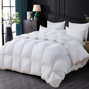 Piumino <span class=keywords><strong>Invernale</strong></span> di Qualità Alberghiera, Trapuntato e Caldo, Imbottito in Piuma d'Oca e d'Anatra per Letto <span class=keywords><strong>Matrimoniale</strong></span> - Product Image 2