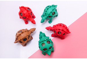 2025 Balle sensorielle anti-stress en caoutchouc à mailles, forme amusante dinosaure, raisin, animal, à presser - Product Image 5