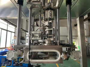 Remplisseur aseptique BID facile à utiliser personnalisé 10L / <span class=keywords><strong>50L</strong></span> / 220L Machine de remplissage aseptique automatique de jus/lait/eau - Product Image 6