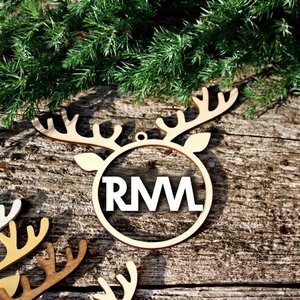 Ornement de cerf en bois personnalisé, objets décoratifs de Noël, décoration murale rustique, design circulaire d'animal - Product Image 1