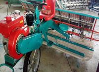 Transplanteuse de riz agricole automatique diesel haute vitesse 6-8 rangs pour usage agricole avec moteur essentiel