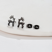 Shaungshuo Kleine Ohrstecker aus Edelstahl mit Weihnachtsmotiv Hirsch Tier-Ohrringe Damenschmuck Neujahrsparty-Geschenke