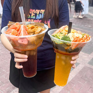 แก้วพลาสติกใสแบบใช้แล้วทิ้ง PP เกรดอาหาร ผนังเดี่ยว แข็งแรง พร้อมฝาปิด สำหรับชาไข่มุก น้ำผลไม้ ขนม และเครื่องดื่มร้อน - Product Image 3