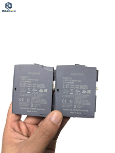 Module PLC ET200SP d'occasion, module démonté, module de contrôle industriel, composant PLC fonctionnel, performance stable, automatisation industrielle - Product Image 1