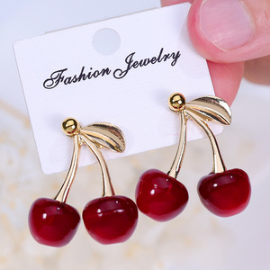 Vente chaude Rouge Cerise Mode Boucles D'oreilles Fête De Mariage Premium Cadeaux Mignon Fruit Cerise Boucles D'oreilles Charme Bijoux pour Femmes - Product Image 1