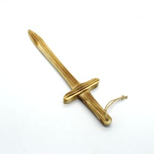 Hafif çocuk kılıç oyuncak komik ahşap kılıç güvenli ahşap açık oyun kılıç - Product Image 3