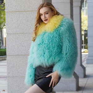 <span class=keywords><strong>Manteau</strong></span> d'hiver en fourrure de laine d'agneau de Mongolie de luxe doux et de couleur mélangée pour femmes - Product Image 4