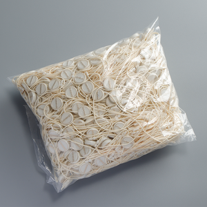 Op Maat Gemaakte Tassen Met 3d Reliëf Merk Logo 'S Kleding Plastic Tags Touwafdichtingen En Logo 'S Hangen <span class=keywords><strong>Tag</strong></span> Zijden Koord - Product Image 6