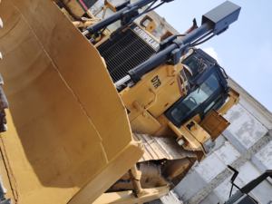 Bulldozer Cat D7R Diesel d'occasion, Bulldozer CAT D8R D9N D9R à vendre à shanghai avec camion à longue chenille de haute qualité - Product Image 2