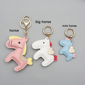 Llaveros de Cuero PU con Diseño de <span class=keywords><strong>Pony</strong></span> de Dibujos Animados, Coloridos y Lindos, Hechos a Mano, Personalizados, Regalo Promocional, Impresión UV, 7x6cm, para Mujer - Product Image 5