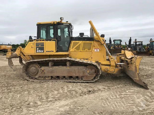 Excavadora de cadenas SHANTUI D65EX-16 de 160 HP con capacidad de nivelación de 4.3 m y alta eficiencia en venta - Product Image 4