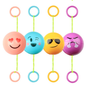 Sifflet à visage souriant pour enfants de 2 à 4 ans, jouet éducatif avec sifflet rotatif, design amusant - Product Image 5