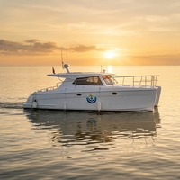 Catamaran à cabine fermée de 11,6 m, bateau à moteur à deux coques, en fibre de verre blanche, bateau marin côtier
