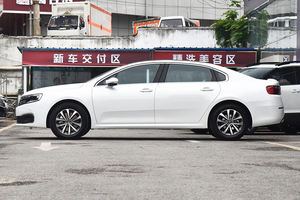 Vente flash 2023 Citroën <span class=keywords><strong>C6</strong></span> 400THP Édition commémorative 1.8T 8AT Berline intermédiaire 5 places Voiture urbaine de tourisme - Product Image 5