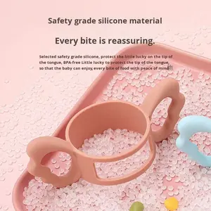 เฮเกน เบเบ้ คอนฟอร์ทขวดนมทรงสี่เหลี่ยมปากกว้างพิเศษพร้อมที่จับวัสดุซิลิโคนอเนกประสงค์รุ่น KP080 - Product Image 3