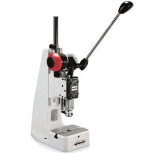 Máquina Remachadora Manual Schmidt 5R 6R 13R de Accionamiento por Palanca, Alta Precisión, Larga Vida Útil, Fabricada en Alemania - Product Image 1